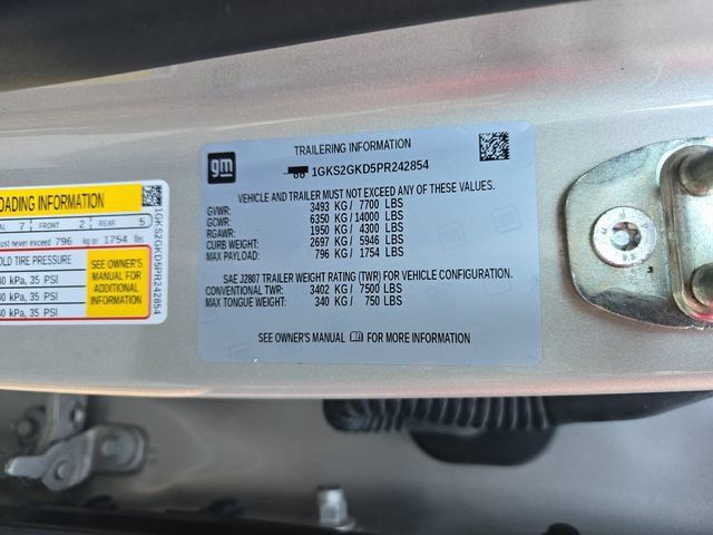 Used 2023 GMC Yukon XL SLT w/ SLT Luxury Package AWD/4WD image 25