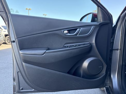 Used 2019 Hyundai Kona Ultimate image 18