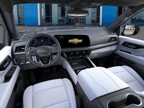 New 2026 Chevrolet Tahoe Premier w/ Sun And Tow Package AWD/4WD image 15