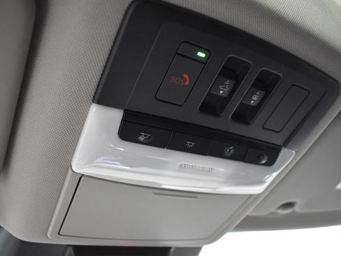 Certified 2023 Nissan Rogue SL AWD/4WD image 22