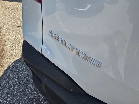 Used 2026 Kia Seltos LX AWD/4WD image 10