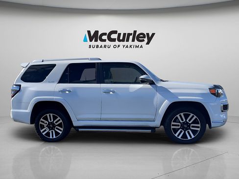 Used 2020 Toyota 4Runner Limited AWD/4WD image 7