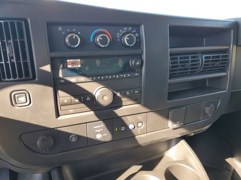 New 2025 Chevrolet Express 3500 w/ Power Convenience Package image 22