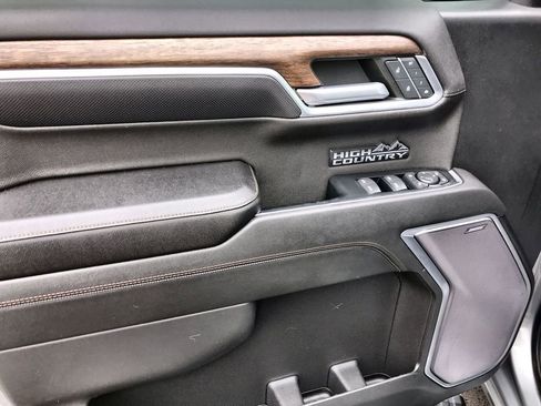 Used 2023 Chevrolet Silverado 1500 High Country image 13