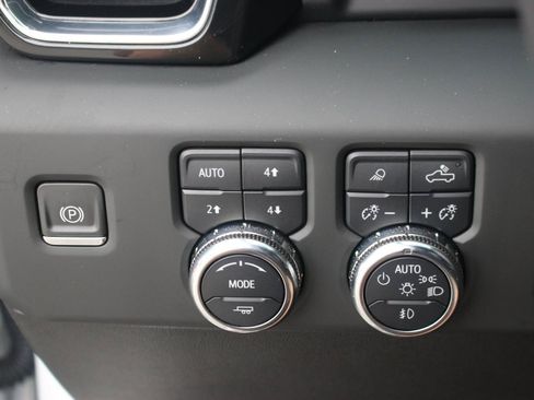 Used 2024 GMC Sierra 2500 Denali Ultimate w/ Max Trailering Package AWD/4WD image 37