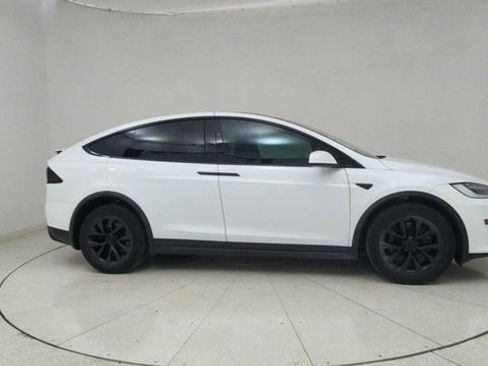 Used 2023 Tesla Model X image 66
