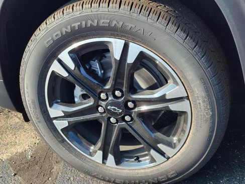 New 2027 Chevrolet Traverse LT w/ Sun and Wheel Package AWD/4WD image 5