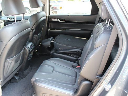 Used 2022 Hyundai Palisade Limited AWD/4WD image 3