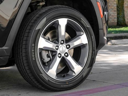 Used 2022 Jeep Grand Cherokee L Limited image 70