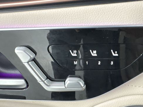 Certified 2023 Mercedes-Benz EQS 450+ 4MATIC Sedan image 21