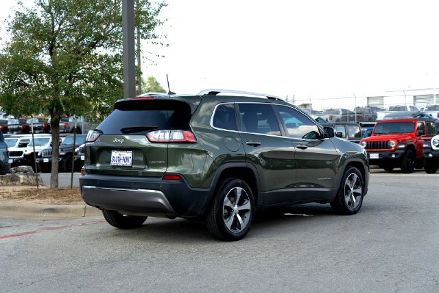 Used 2020 Jeep Cherokee Limited w/ Luxury Group FWD image 5