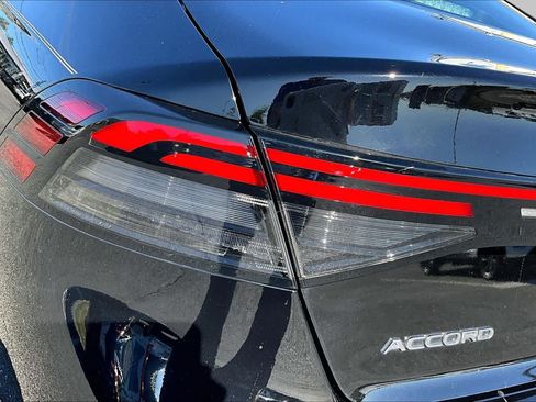 Used 2024 Honda Accord EX image 29