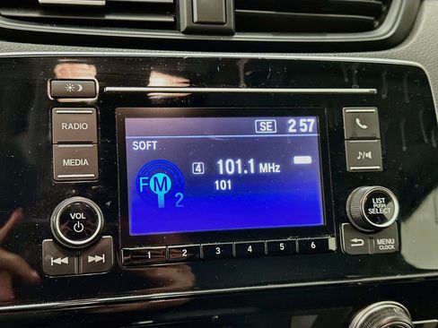 Used 2020 Honda CR-V LX image 21