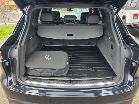 Used 2022 Porsche Cayenne E-Hybrid image 52