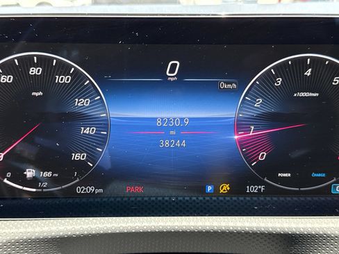 Used 2024 Mercedes-Benz CLA 250 4MATIC image 32