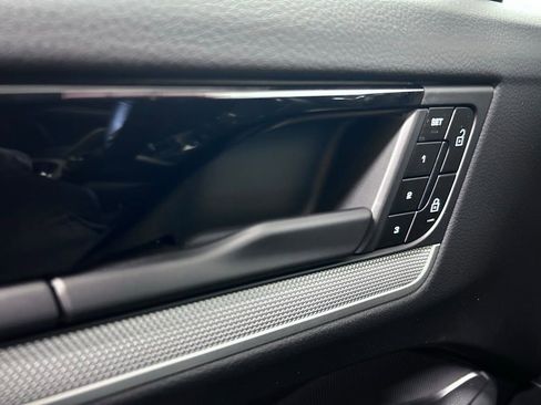 Certified 2026 Porsche Cayenne Coupe AWD/4WD image 8