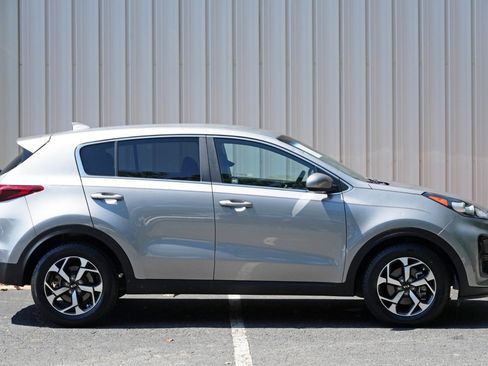 Used 2022 Kia Sportage LX FWD image 45
