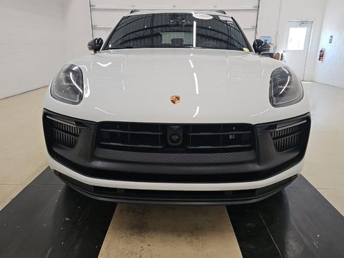 Used 2023 Porsche Macan GTS w/ GTS Sport Package AWD/4WD image 2
