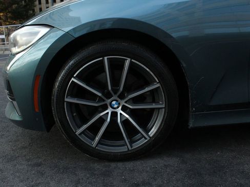 Used 2020 BMW 330i xDrive Sedan w/ Convenience Package AWD/4WD image 9