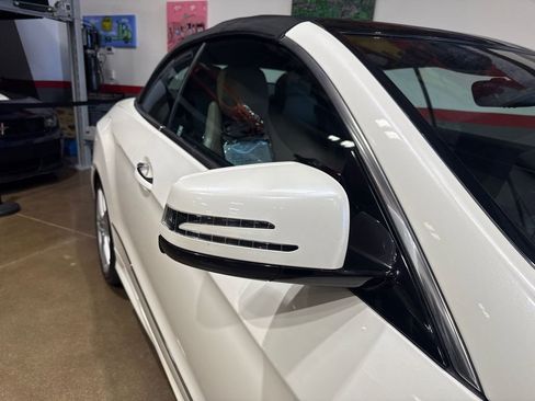 Used 2011 Mercedes-Benz E 550 Cabriolet image 41