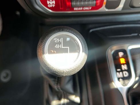 Certified 2025 Jeep Wrangler Unlimited Sport AWD/4WD image 30
