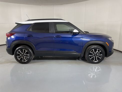 Certified 2023 Chevrolet TrailBlazer ACTIV w/ Convenience Package image 11