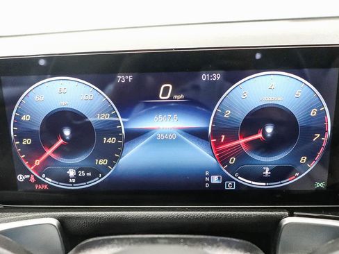 Used 2022 Mercedes-Benz GLB 250 image 25