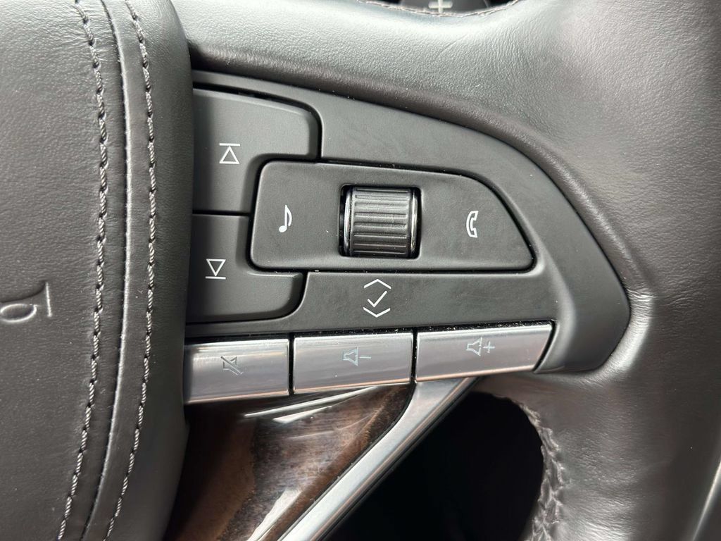 Used 2023 Cadillac Escalade Sport Platinum AWD/4WD image 38