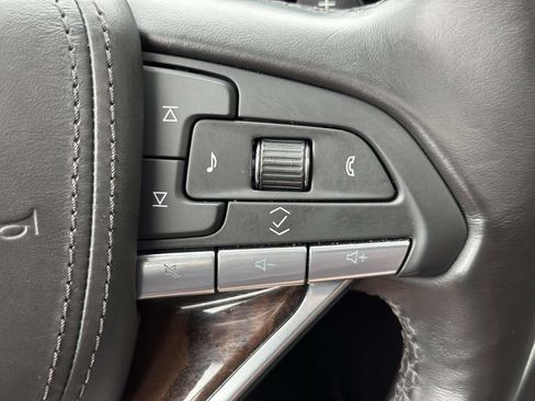 Used 2023 Cadillac Escalade Sport Platinum AWD/4WD image 38