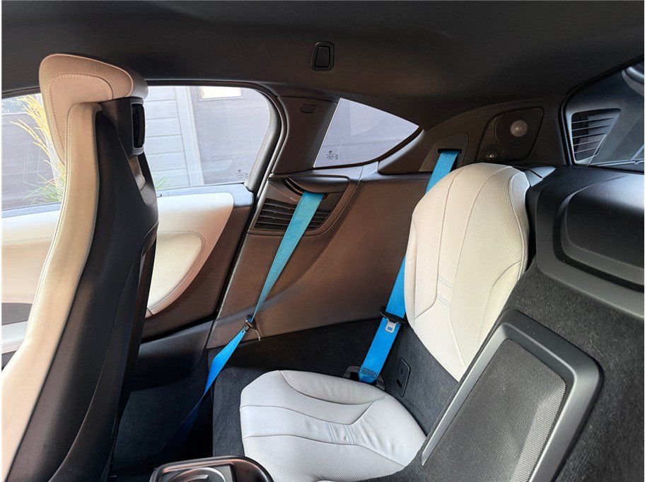 Used 2015 BMW i8 AWD/4WD image 33
