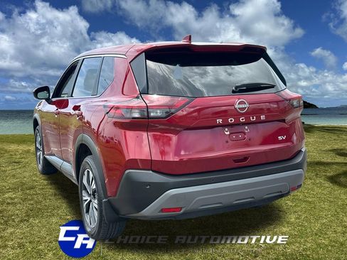 Used 2023 Nissan Rogue SV image 5