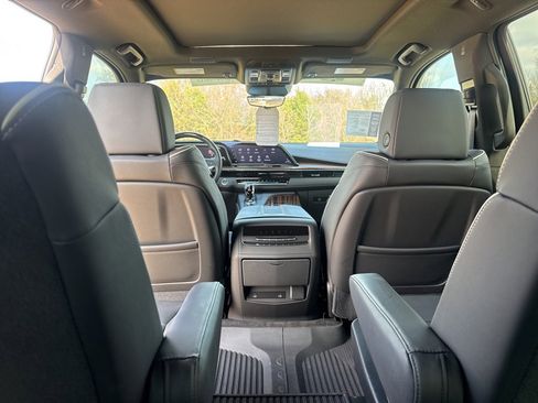 Certified 2024 Cadillac Escalade ESV Premium Luxury w/ Performance Package image 51