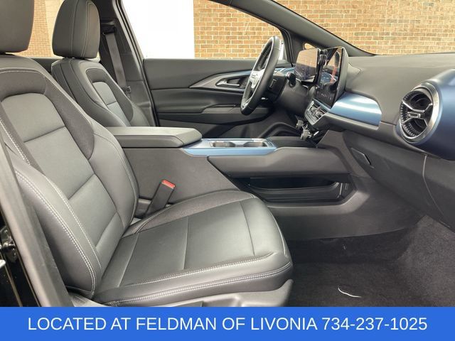 Certified 2024 Chevrolet Equinox EV LT w/ LPO, Trailering Package FWD image 27
