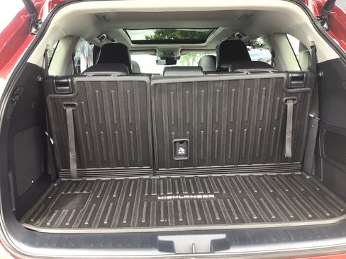 Used 2021 Toyota Highlander Platinum AWD/4WD image 15