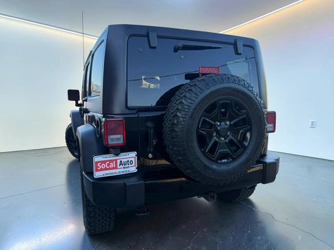 Used 2017 Jeep Wrangler Unlimited Sport AWD/4WD image 5