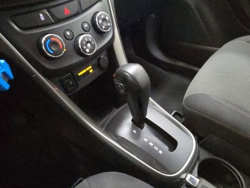 Used 2017 Chevrolet Trax LS image 27