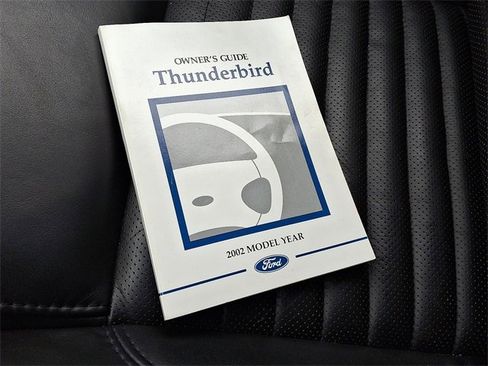 Used 2002 Ford Thunderbird image 25