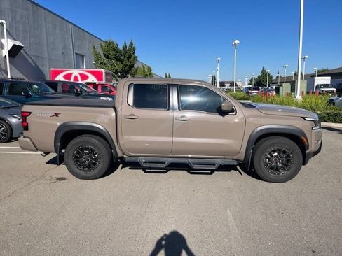 Used 2023 Nissan Frontier Pro-X w/ Pro-X Premium Package RWD image 4