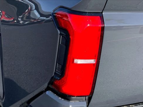 New 2026 Toyota Tacoma SR5 image 14