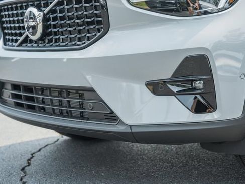 New 2026 Volvo XC40 B5 Ultra w/ Protection Package Premier AWD/4WD image 13