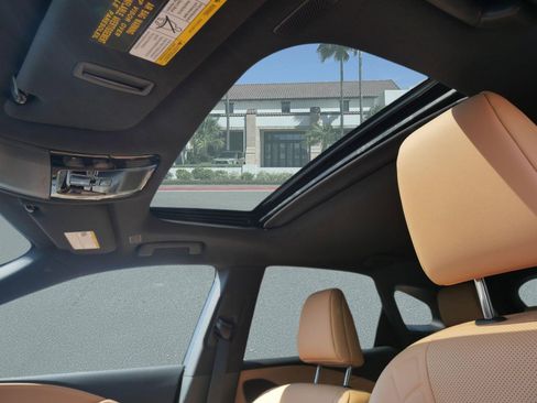 Certified 2025 Lexus RX 350 Premium image 10