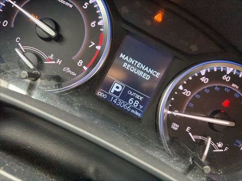 Used 2015 Toyota Highlander LE image 13