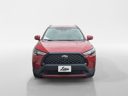 Used 2024 Toyota Corolla Cross LE image 8