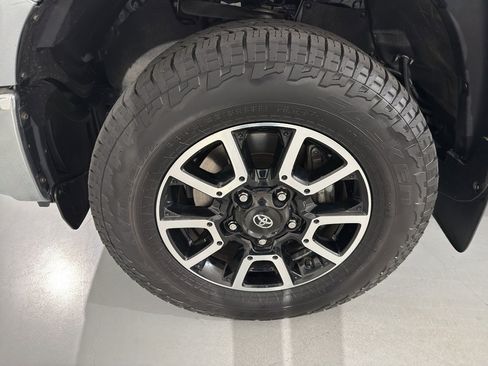 Used 2020 Toyota Tundra SR5 w/ TRD Off-Road Package image 4