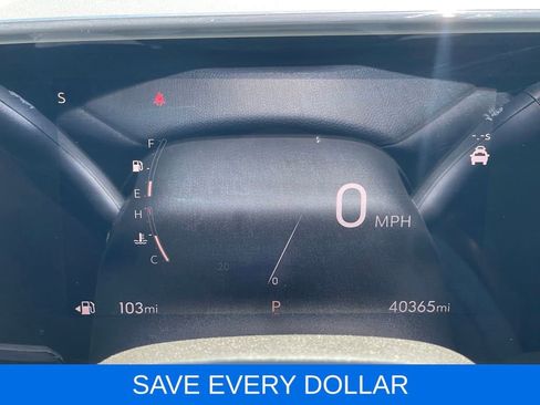 Used 2025 Buick Encore GX Sport Touring FWD image 7