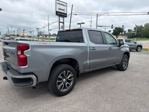 Used 2023 Chevrolet Silverado 1500 LT AWD/4WD image 20