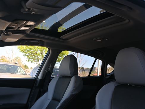 Used 2023 Subaru Crosstrek 2.5i Limited w/ Moonroof Package image 20