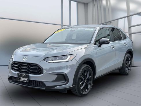 Used 2023 Honda HR-V Sport image 3