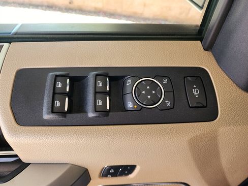 Used 2018 Ford F250 Lariat w/ Lariat Value Package AWD/4WD image 30