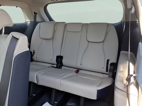 New 2026 Kia Carnival EX FWD image 22